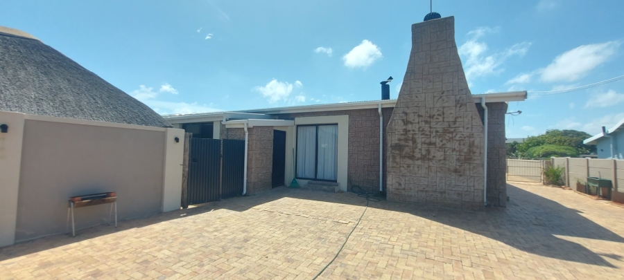 5 Bedroom Property for Sale in Gouritsmond Western Cape